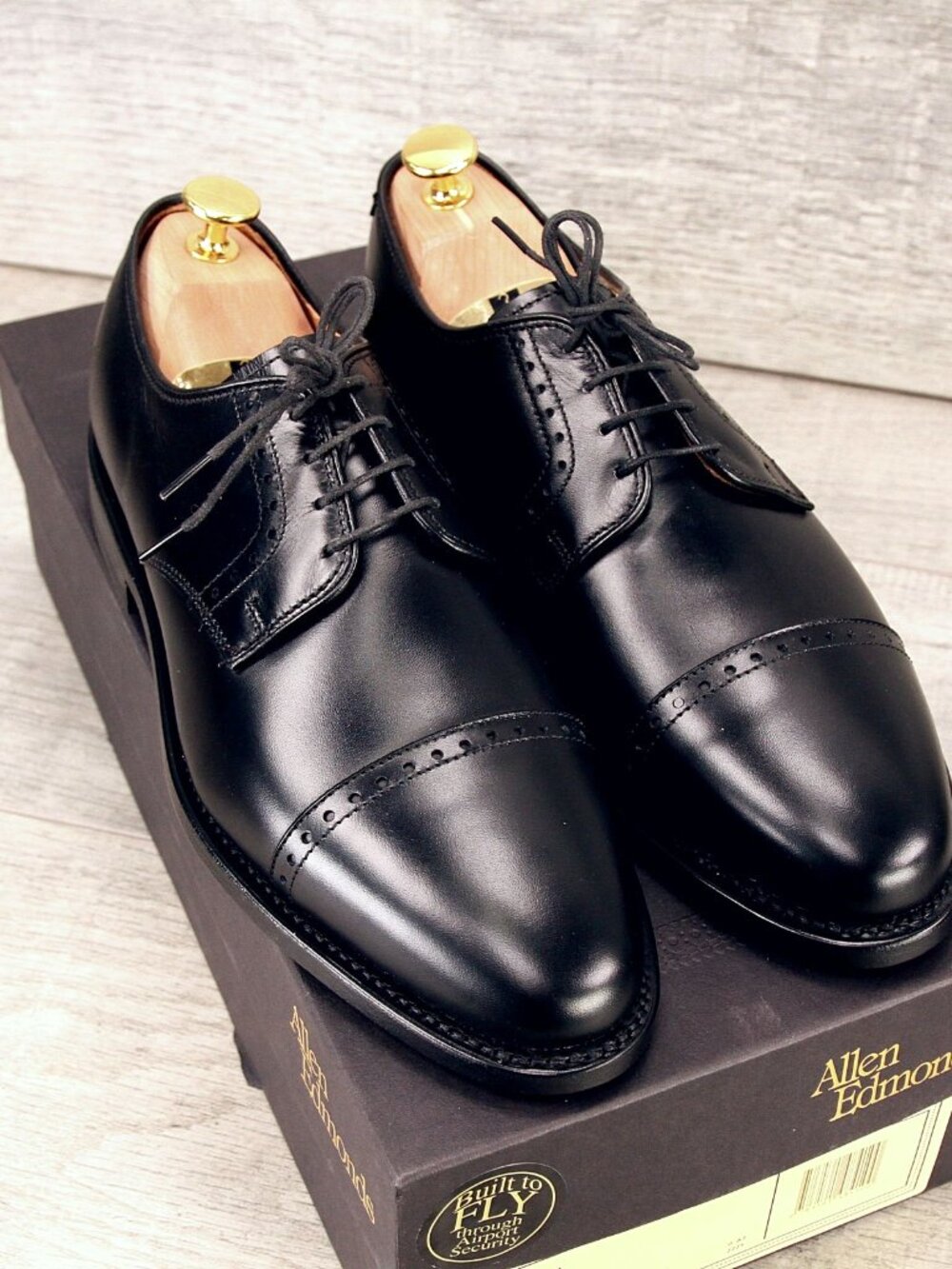 * NIB * $395 Allen Edmonds CLIFTON Derby 7 D Black * add $15 new Cedar Trees